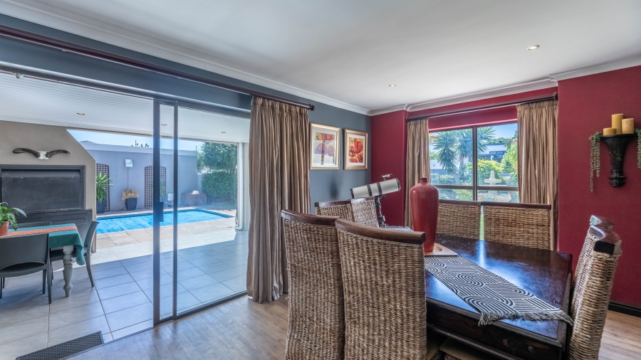 5 Bedroom Property for Sale in Parklands Western Cape